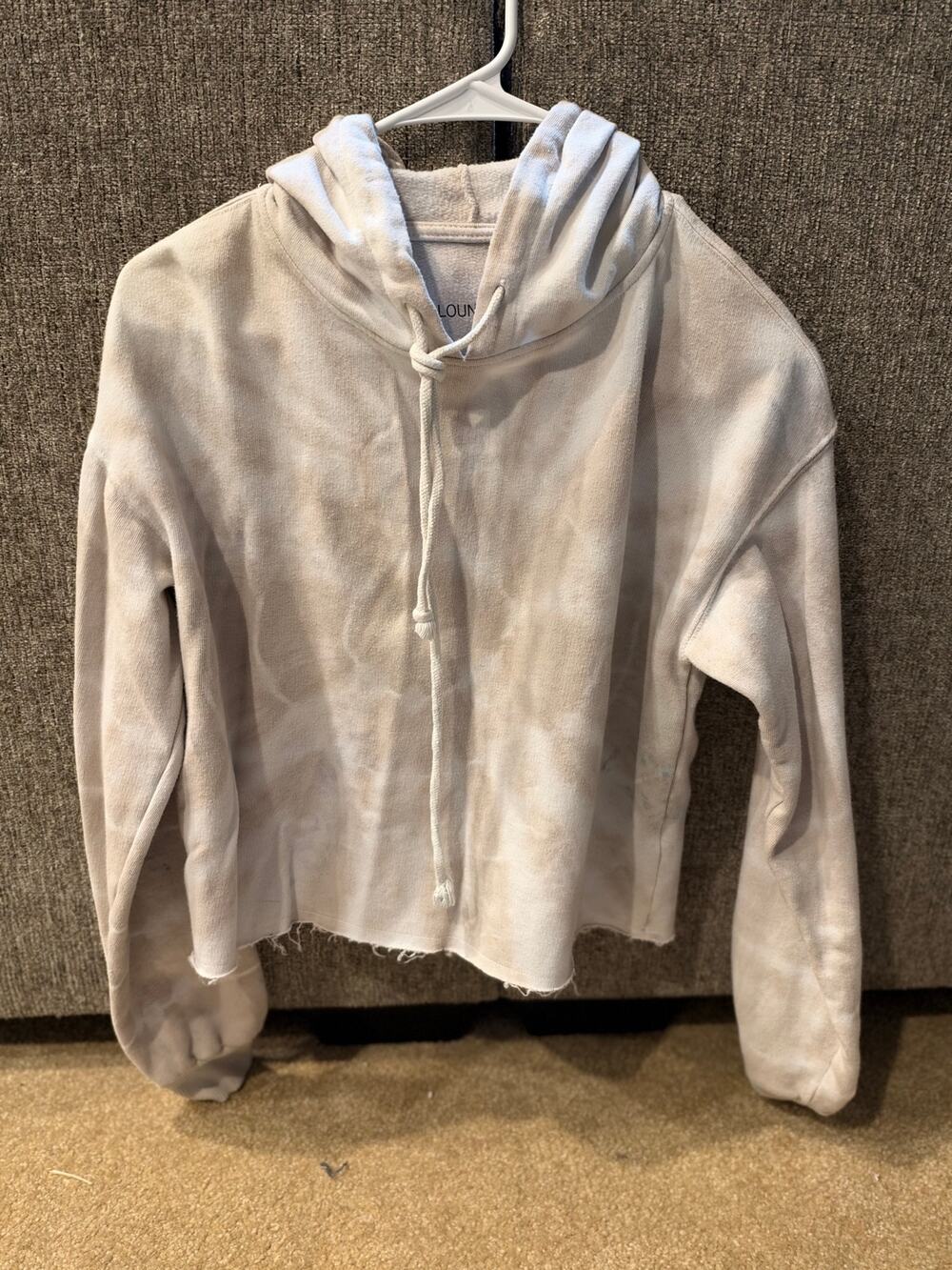 Women’s SO Lounge Life Crop Hoodie Size Medium In Tan & White Tie Dye